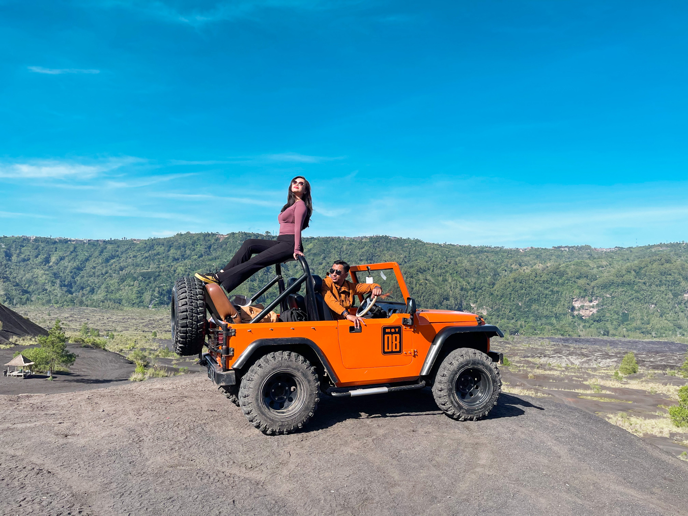 Mt. Batur Volcano 4x4 WD Jeep Tour Sunrise Trip